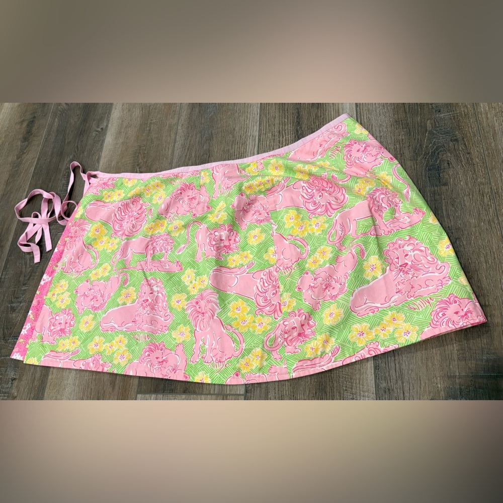 Rare Vintage-Lilly Pulitzer Floral Pink and Green Wrap Skirt (Lions)